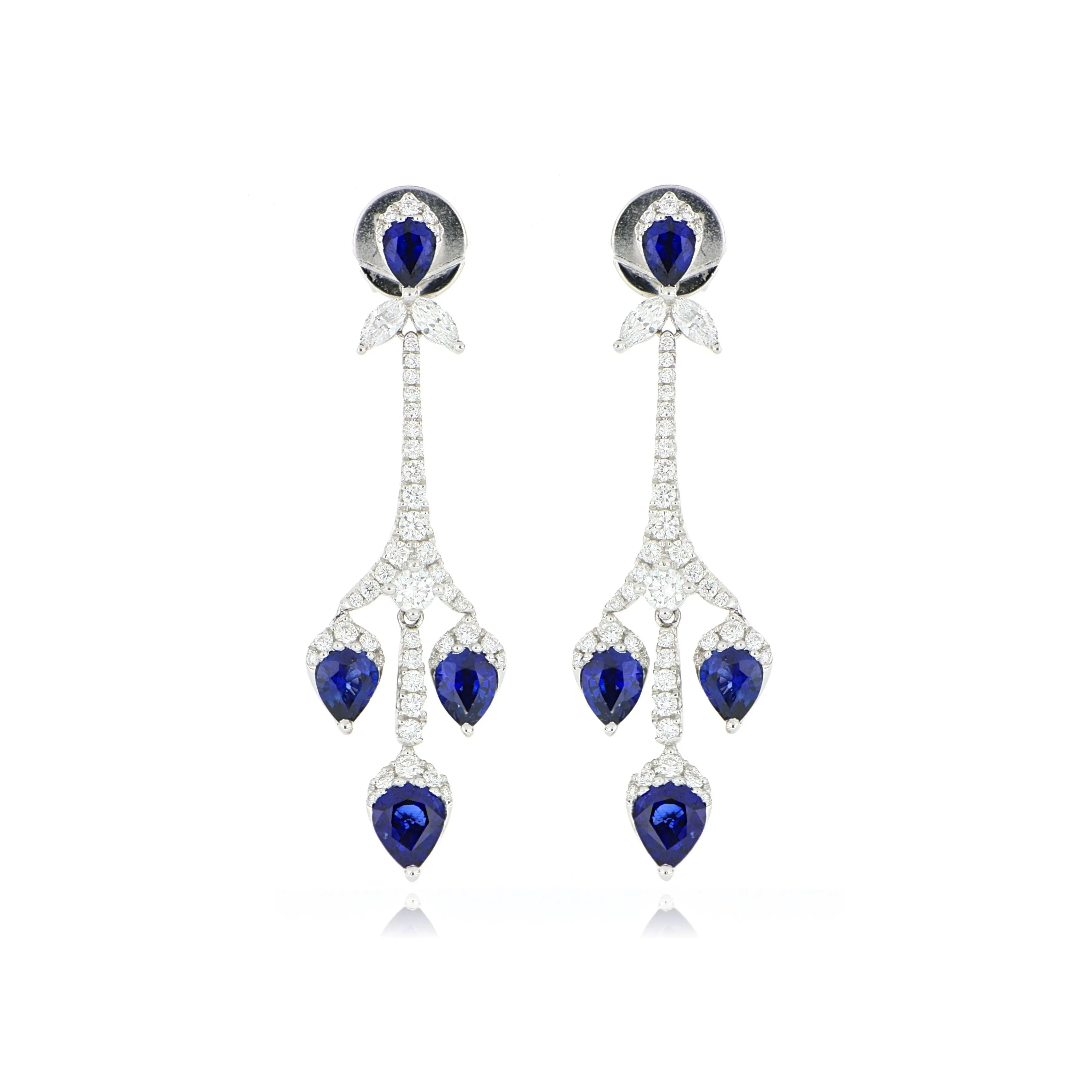 18k White Gold Diamond and Blue Sapphire Dangle Earrings