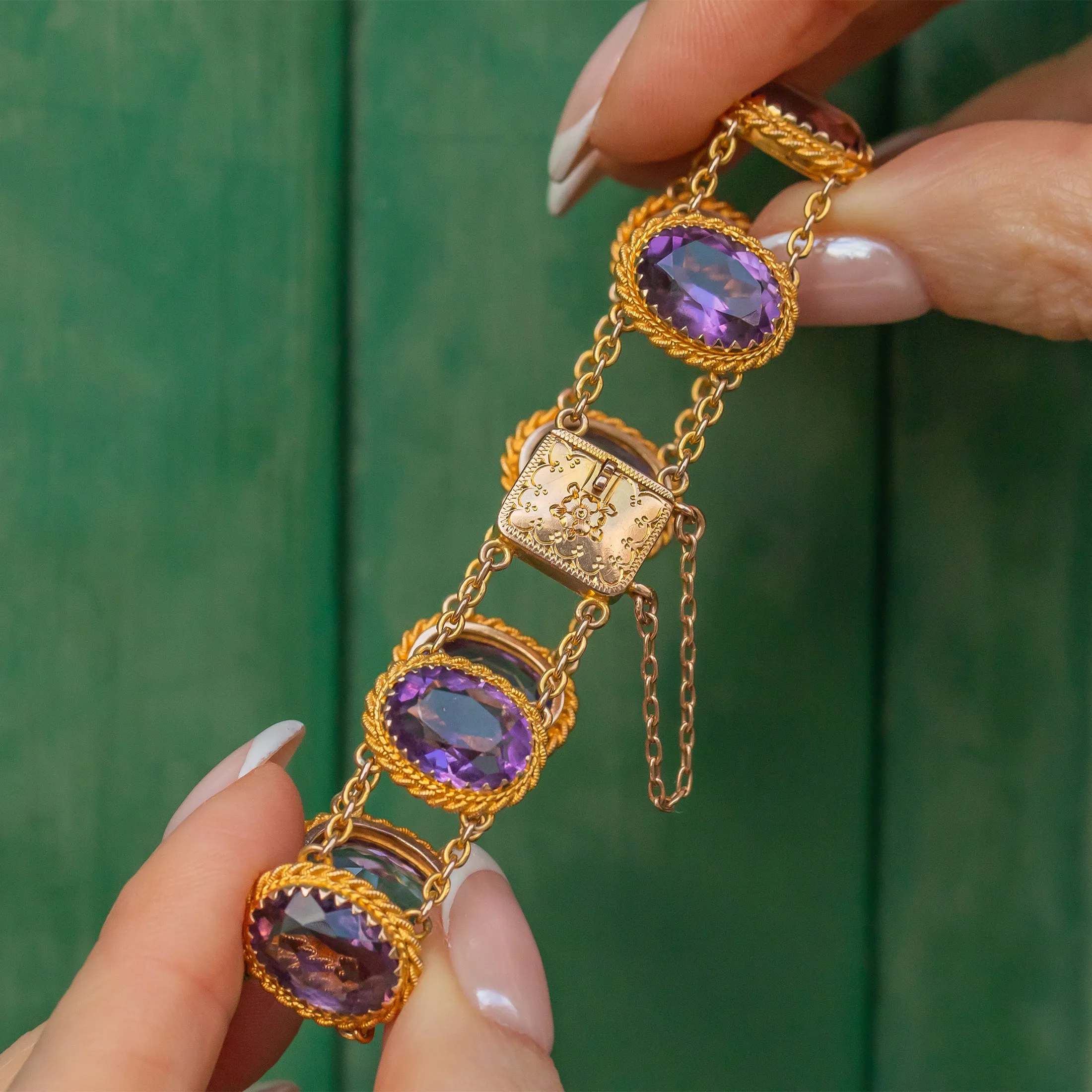 Antique 9ct Gold Amethyst Bracelet, 23.60ct