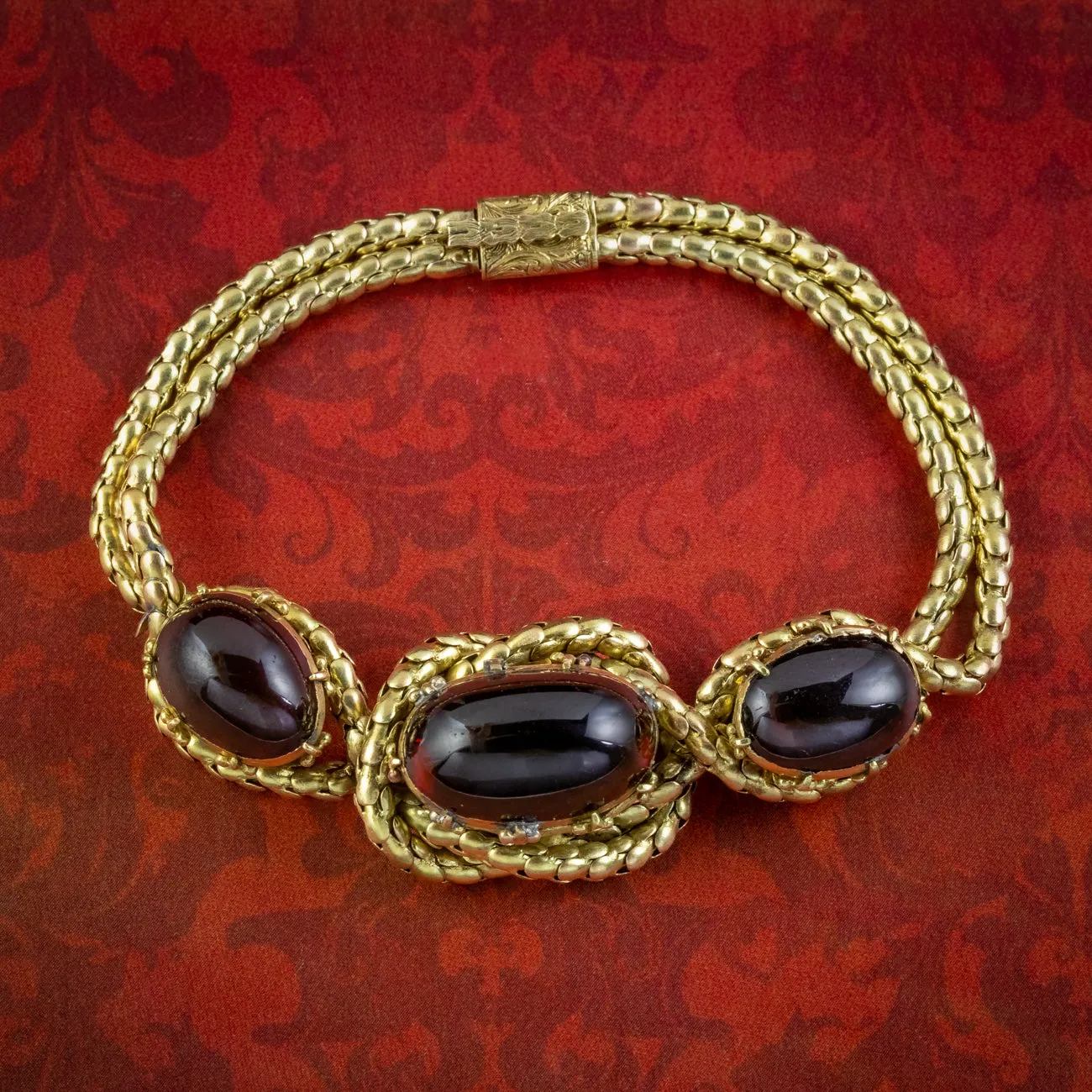 Antique Victorian Cabochon Garnet Bracelet 18ct Gold 25ct Of Garnet