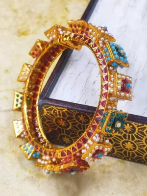 Box Shaped Pearl Studded Meenakari Bangle