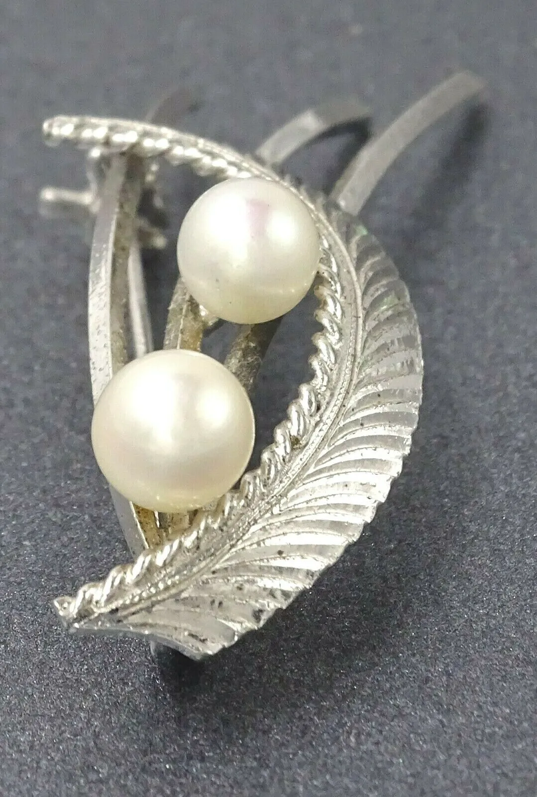 Cultured Pearl Silver Toned Leaf Brooch - c.1960s