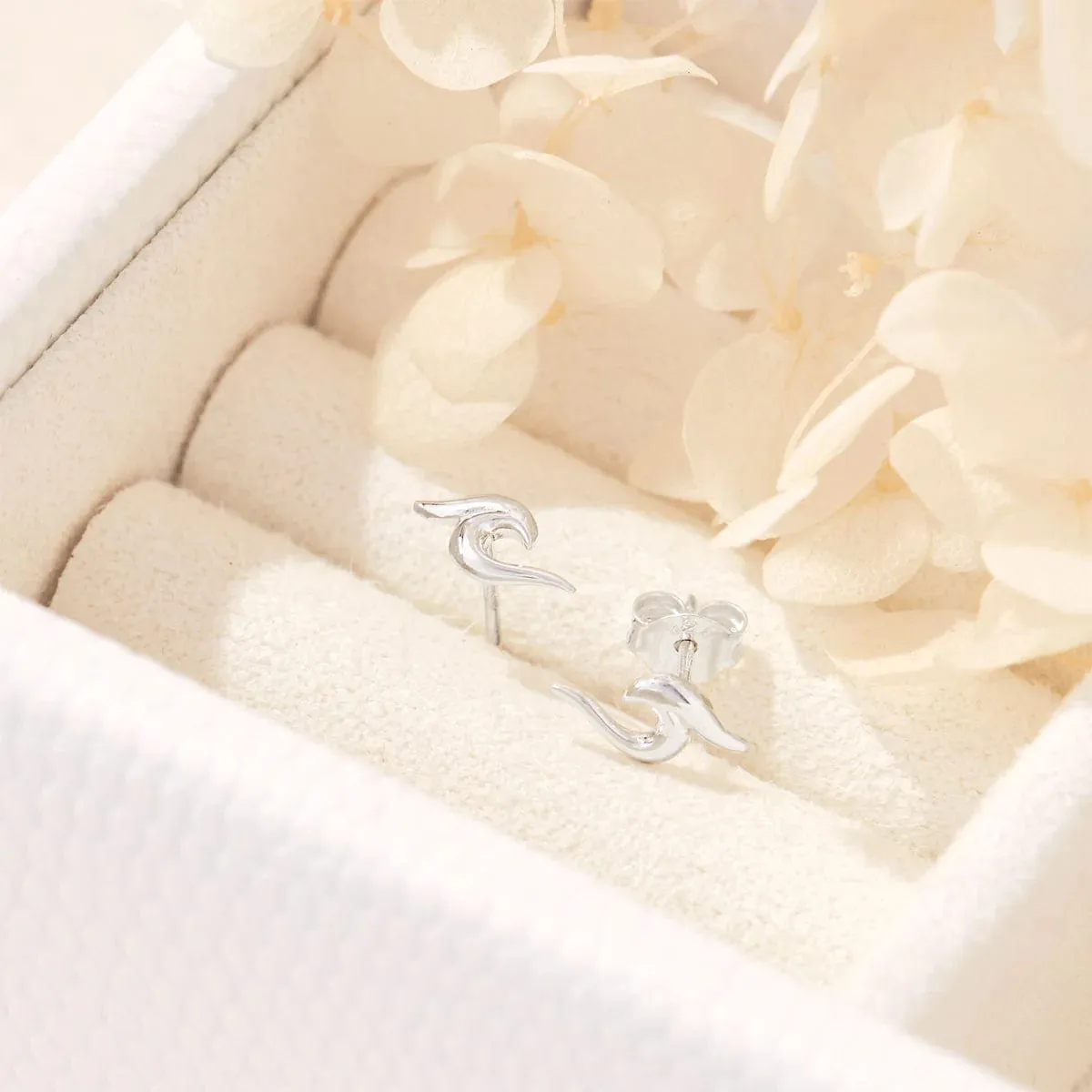 Dainty Wave Studs