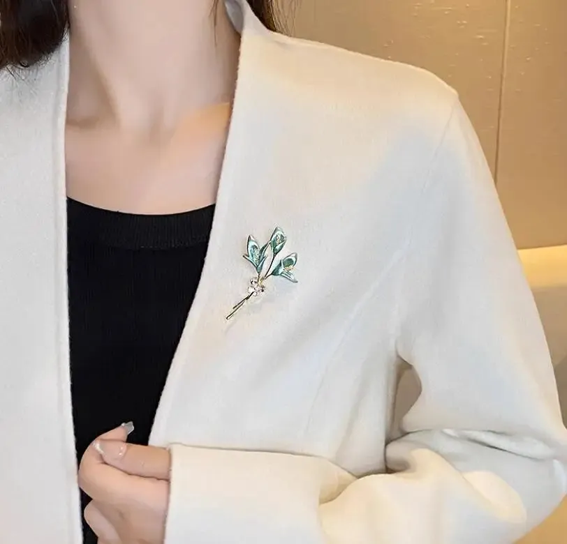 Elegant Broaches-Clothing Decorations