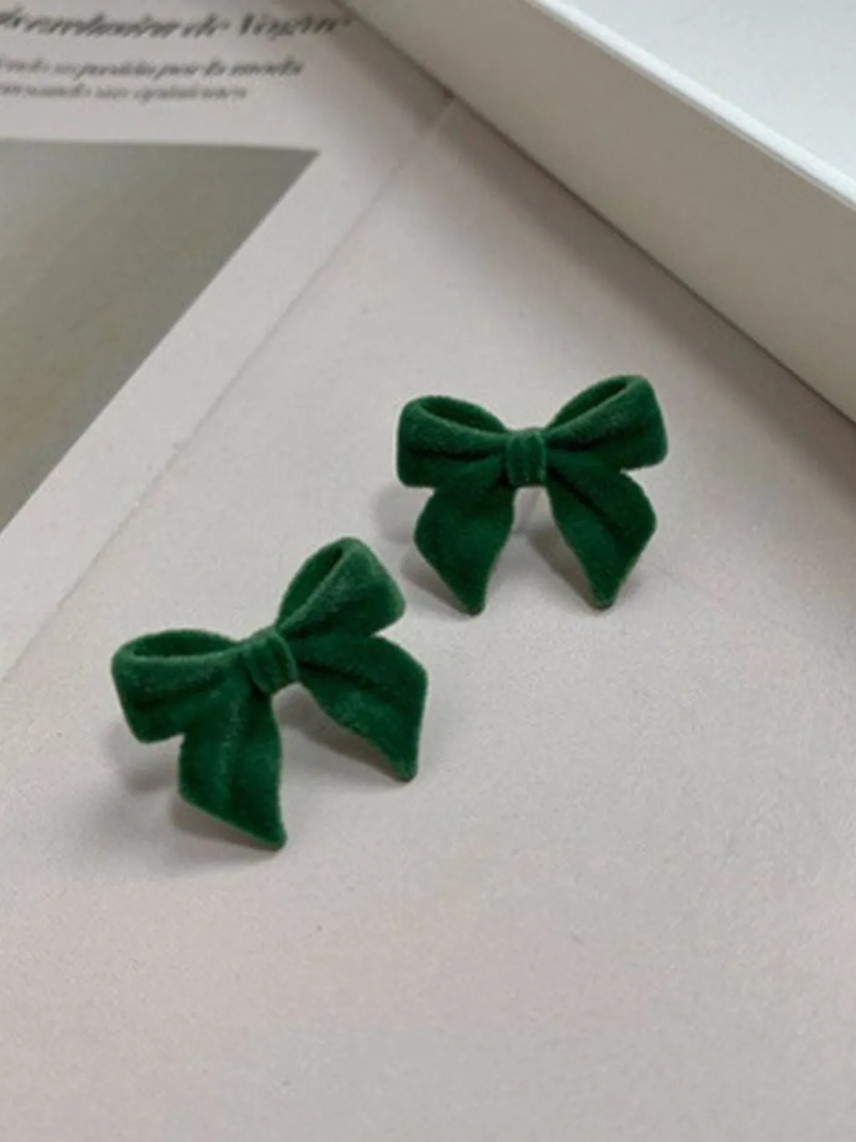 Enchanting Emerald Bow Velvet Earrings