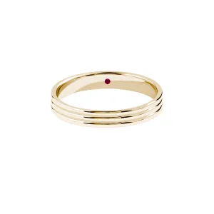 Lined Band Ring in Gold