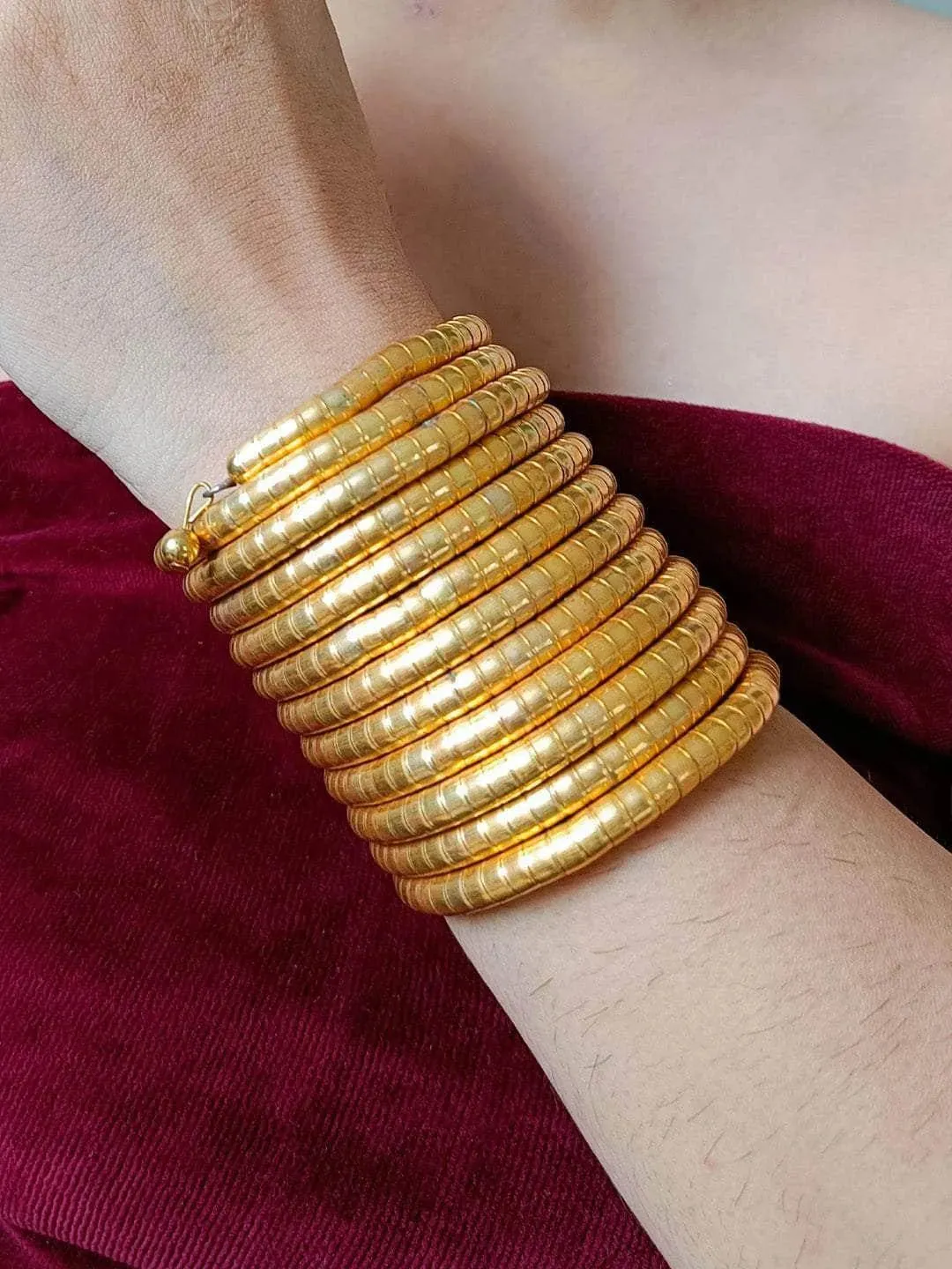 Neha Shetty In Stackable Bracelets Gold