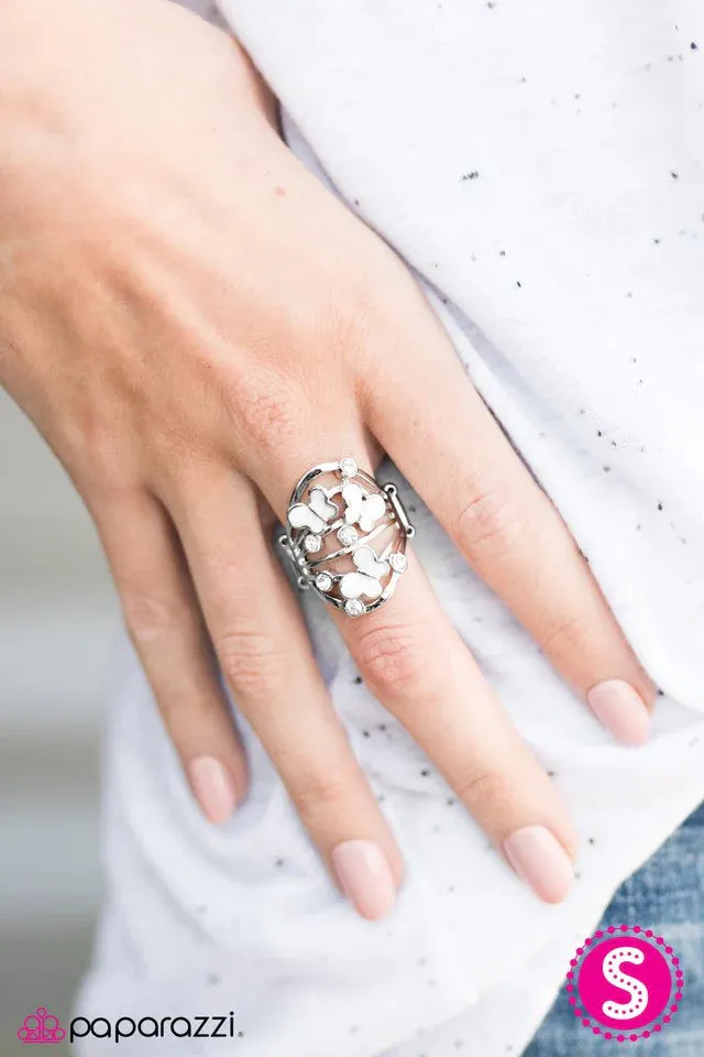 Paparazzi Ring ~ Butterfly Botanical - White