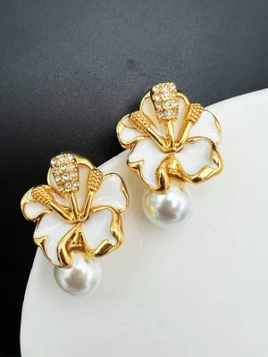 Pearl Stereoscopic Camellia Earrings MSE00146