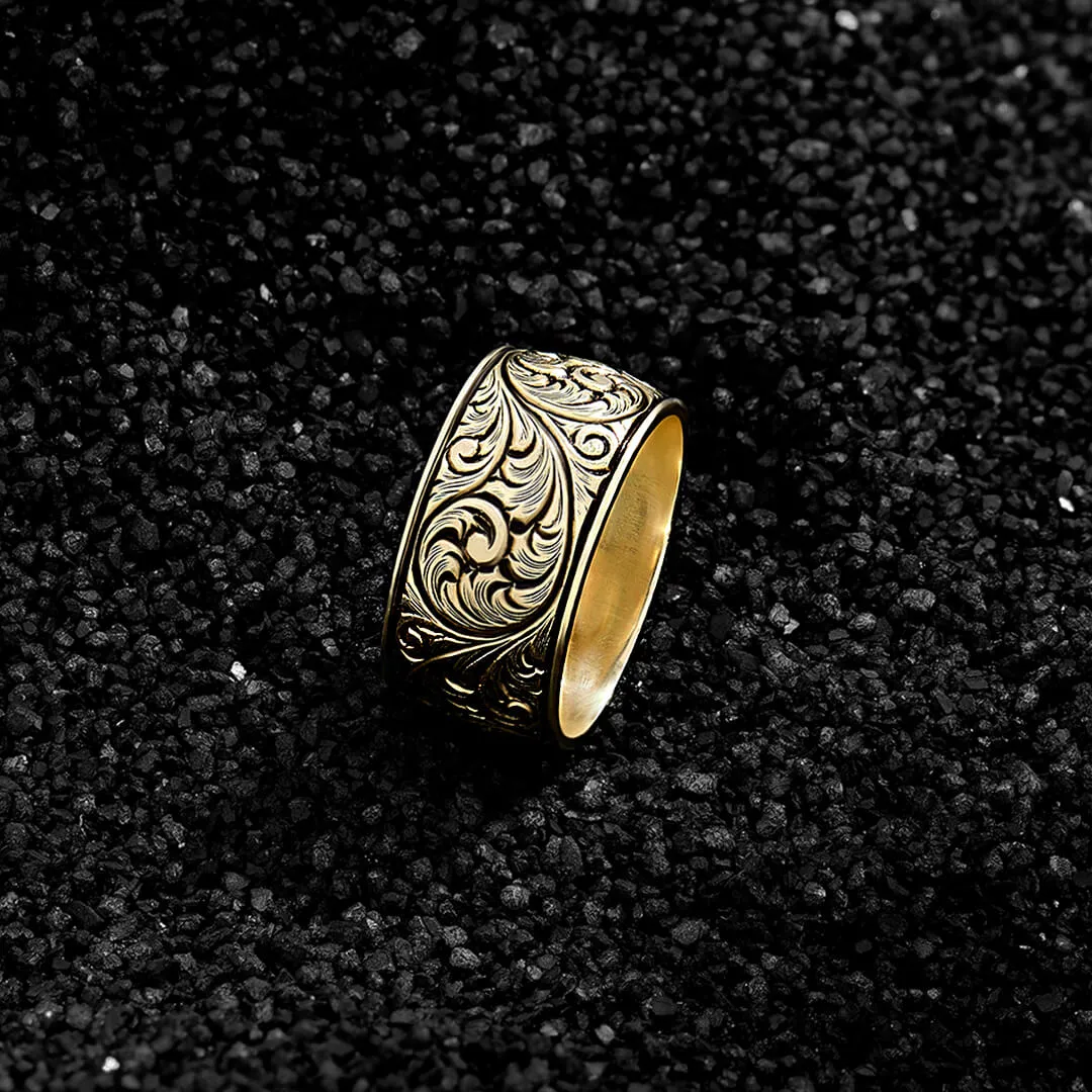 Premium Classic Band Ring in Gold