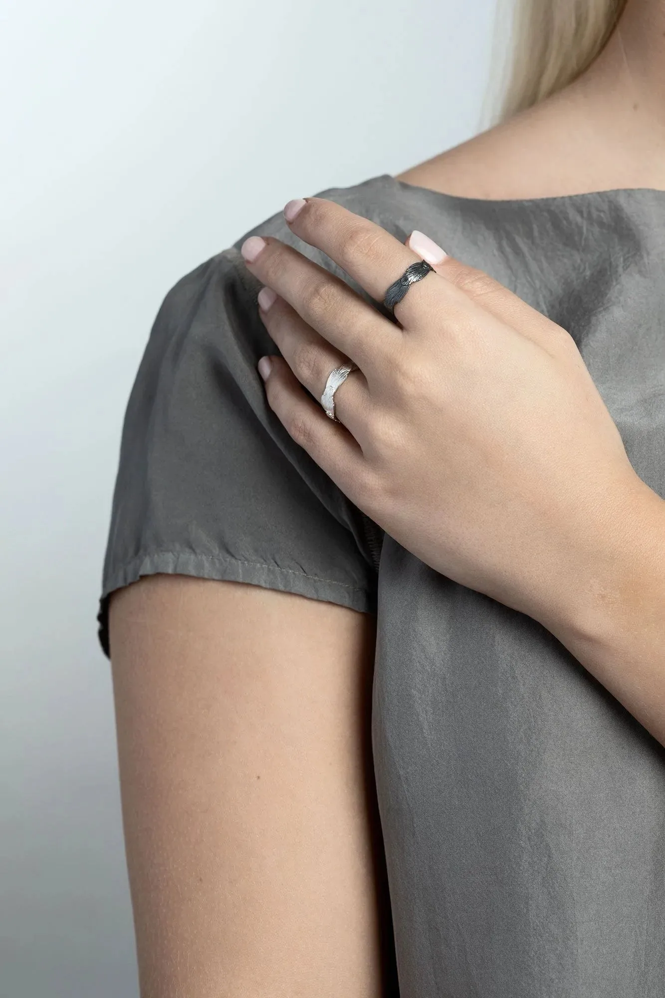 Raven Oxidized Silver Ring (Raven 402)