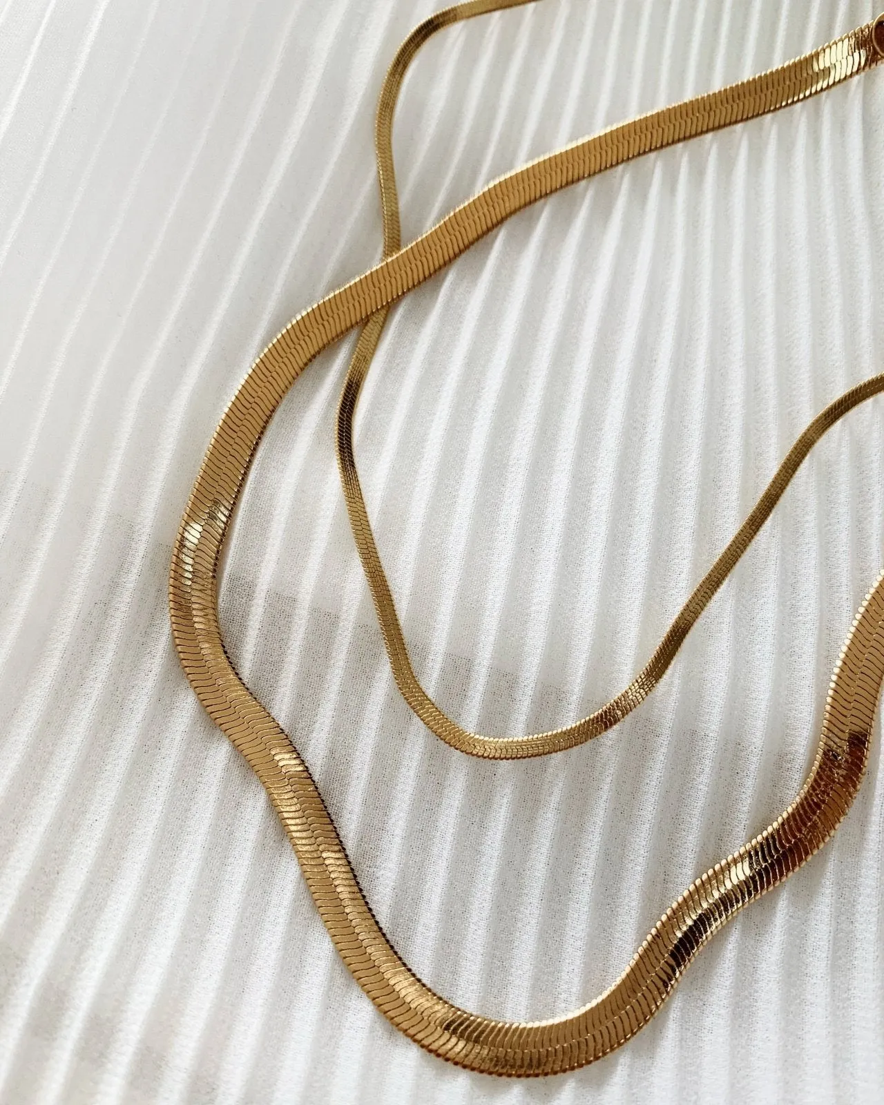 Thin Snake Necklace